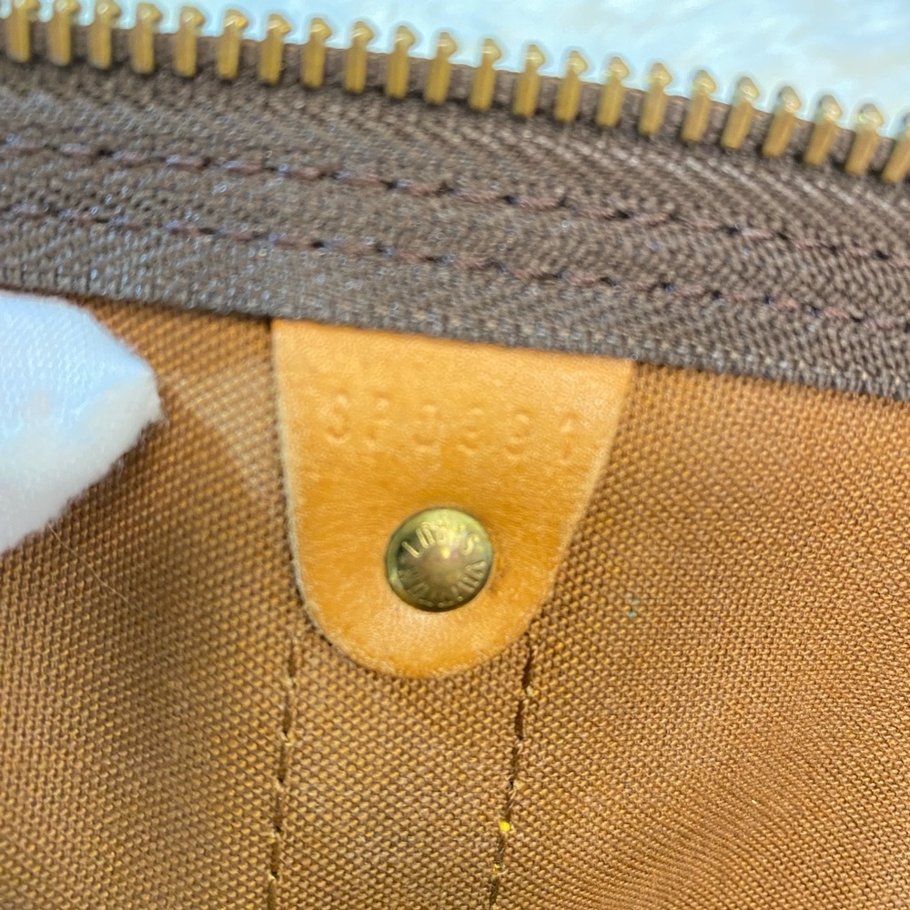 LV Monogram Keepal 50 with lock & key - Picture 6 of 8